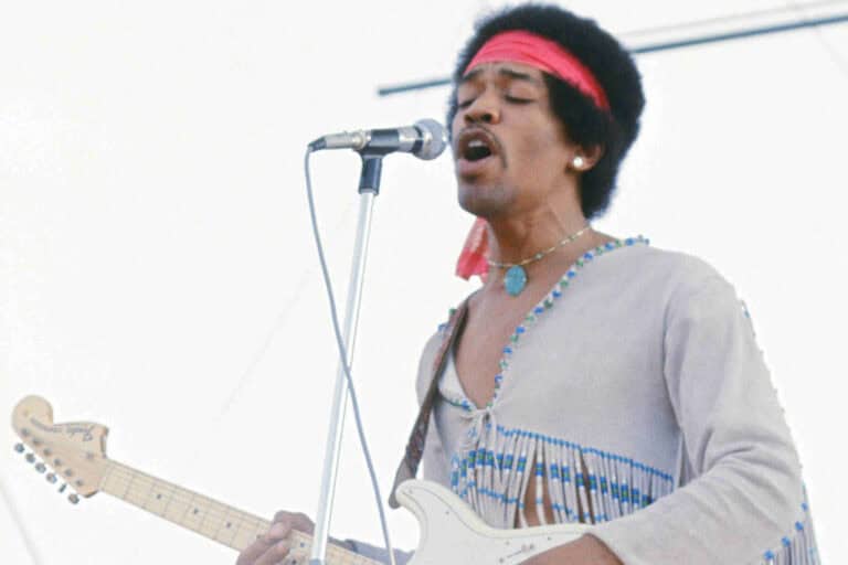 jimi hendrix woodstock performance